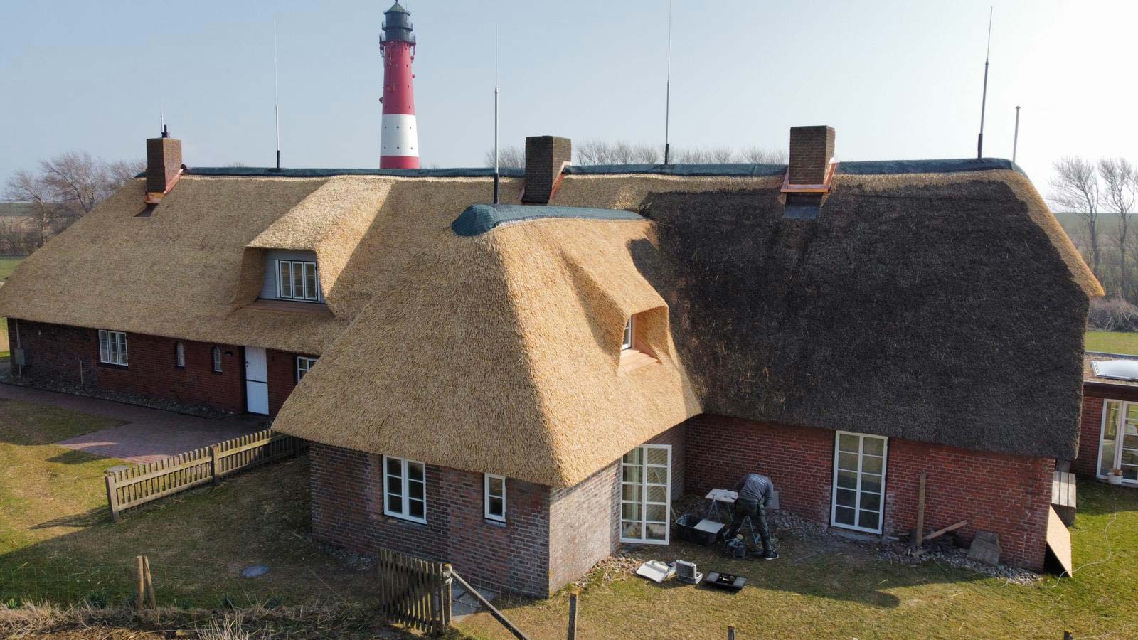 Umbau und Komplettsanierung Bauernhaus Pellworm - neues Dach 2